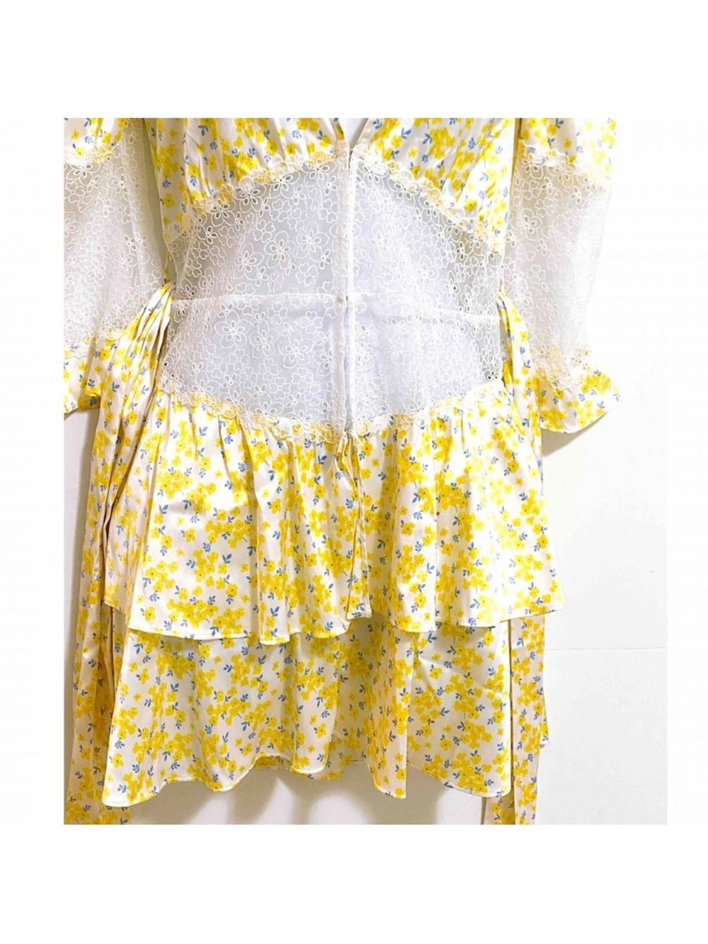 NWOT For Love & Lemons Daffodil Yellow Floral Lace Belted Mini Dress Size Large - Picture 15 of 16